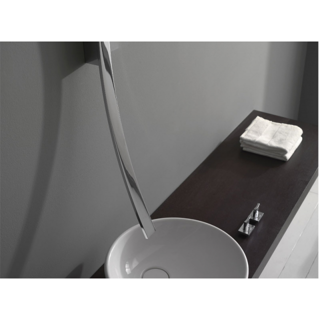 Washbasin faucets Graff Luna spout with flat faucets 2294300 | Edilceramdesign