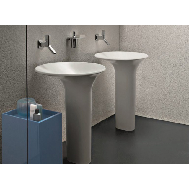 Zucchetti Kos Faraway Round 7LO51 freestanding washbasin in Cristalplant | Edilceram Design